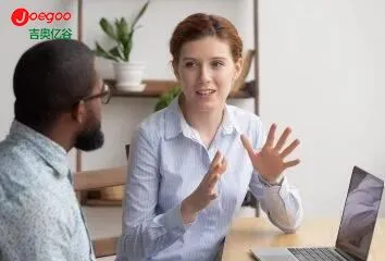 タイのお客様は、私たちの小型車の洗濯用品自動販売機を選択します